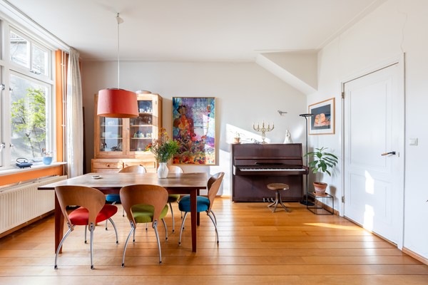 Foto - Te koop: Unieke, sfeervolle en karakteristieke familiewoning in Breda!